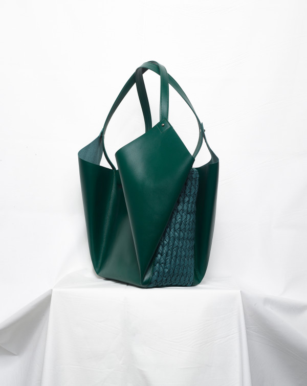 seloah セロアー　Cube leather bag heaco Cube leather bag – seloah